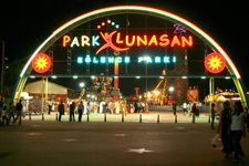 Park Lunasan Galeri